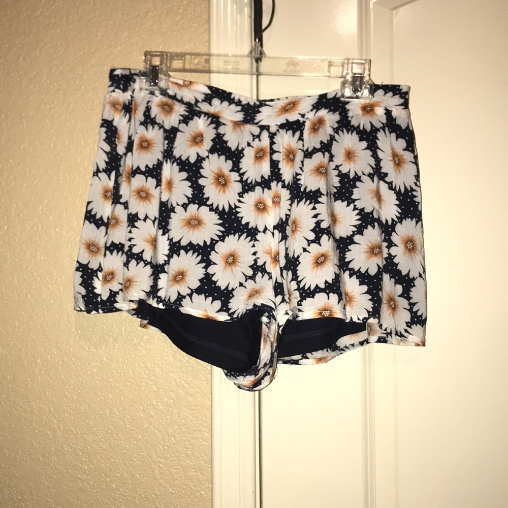 Flowy summer shorts